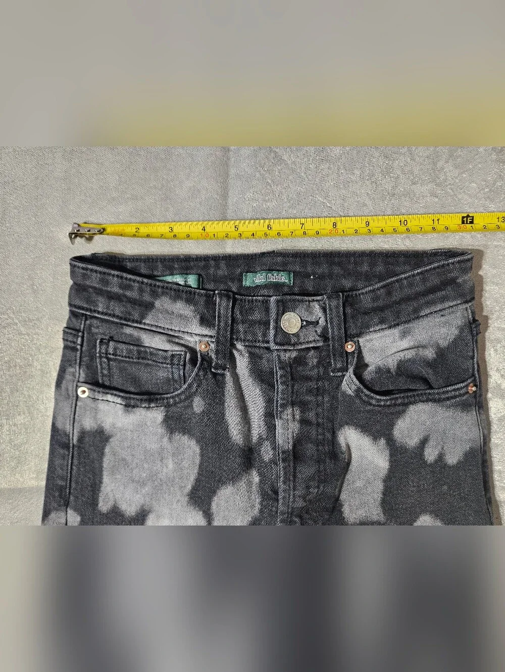 Wild Fable Super High Rise Jeans Size 0 - Picture 6 of 6